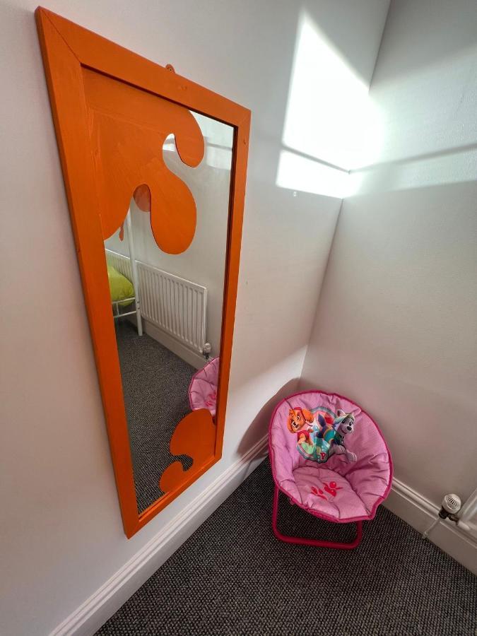 Nickelodeon House Great For Kids Villa Blackpool Exterior foto